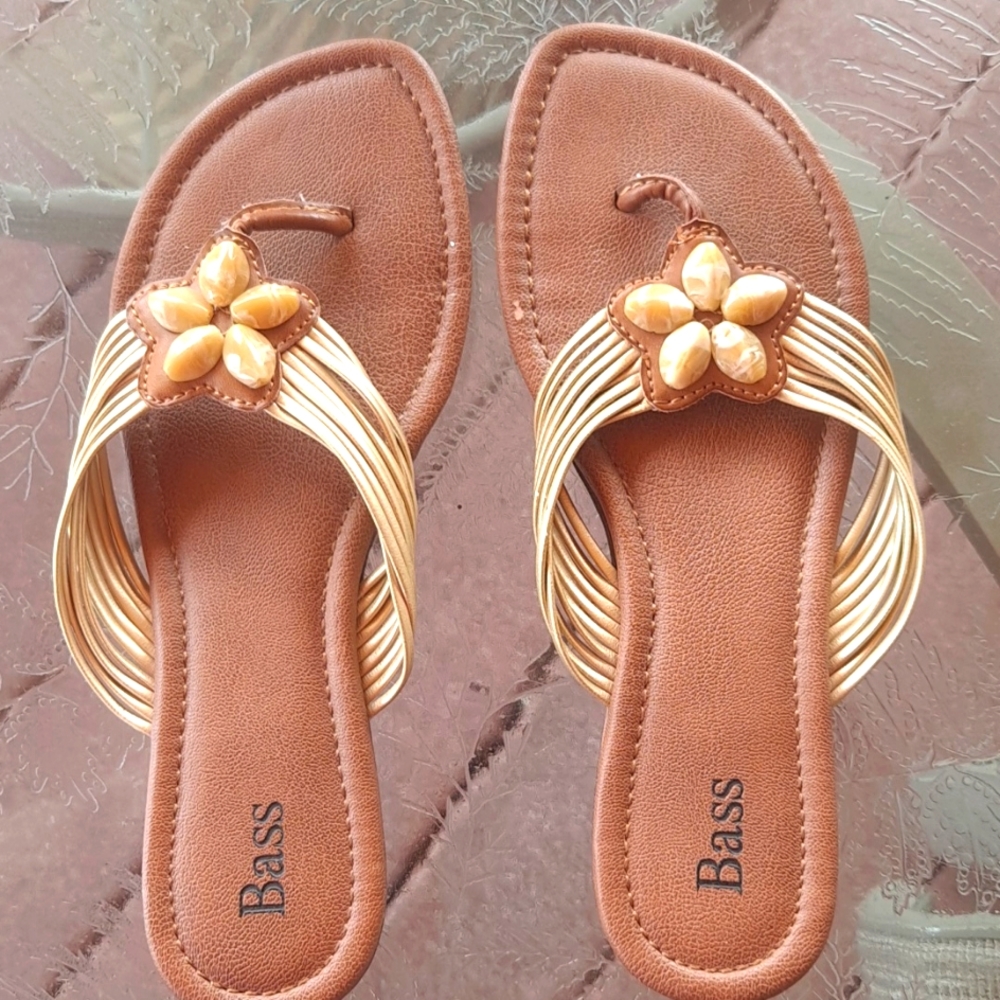 Bass Sandal